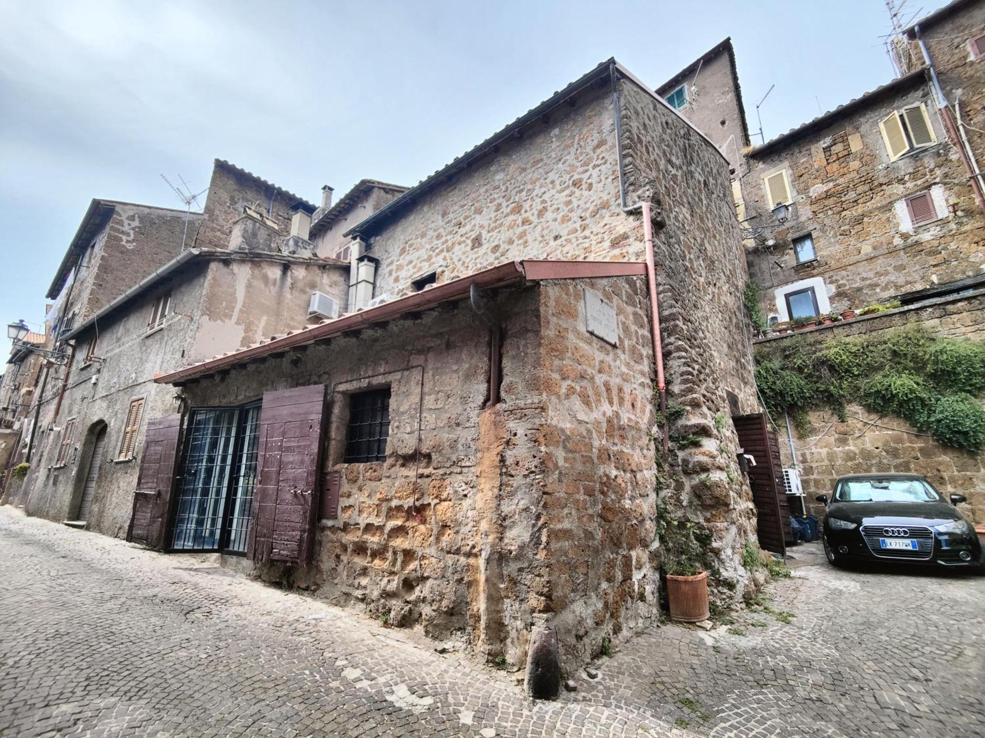 Maison Della Cattedrale Сутри Экстерьер фото